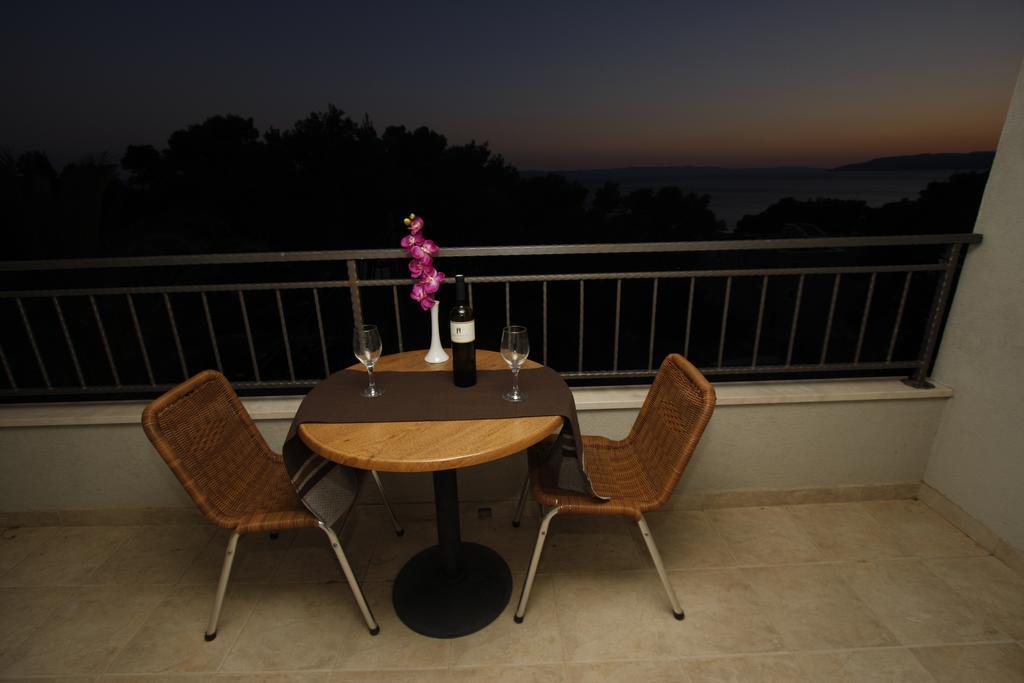 Apartments Neva Makarska Cameră foto
